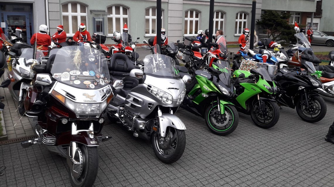2 MOTOMIKOLAJE JAOCHIMBARTOSIK