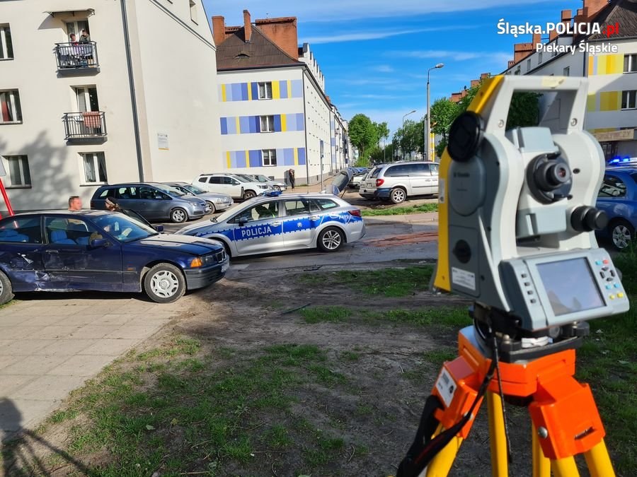 Kolizja na skrzyżowaniu ul Maczka z ul Armii Krajowej 3