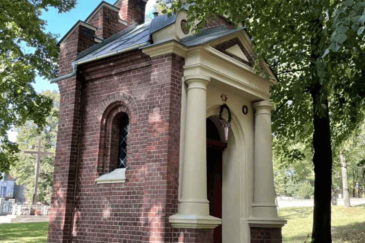Odnowione kaplice w piekarskiej Kalwarii