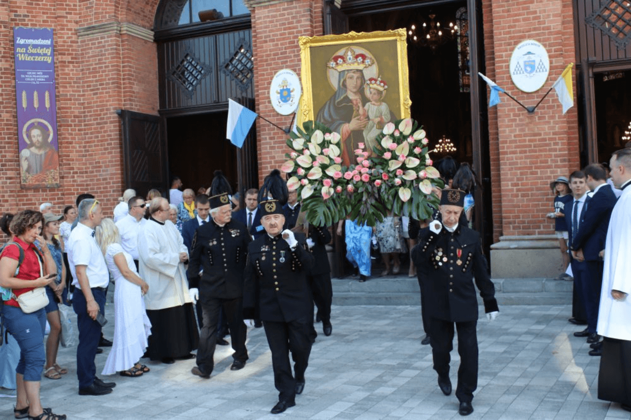 Pielgrzymka Stanowa Kobiet i Dziewcząt do Piekar Śląskich