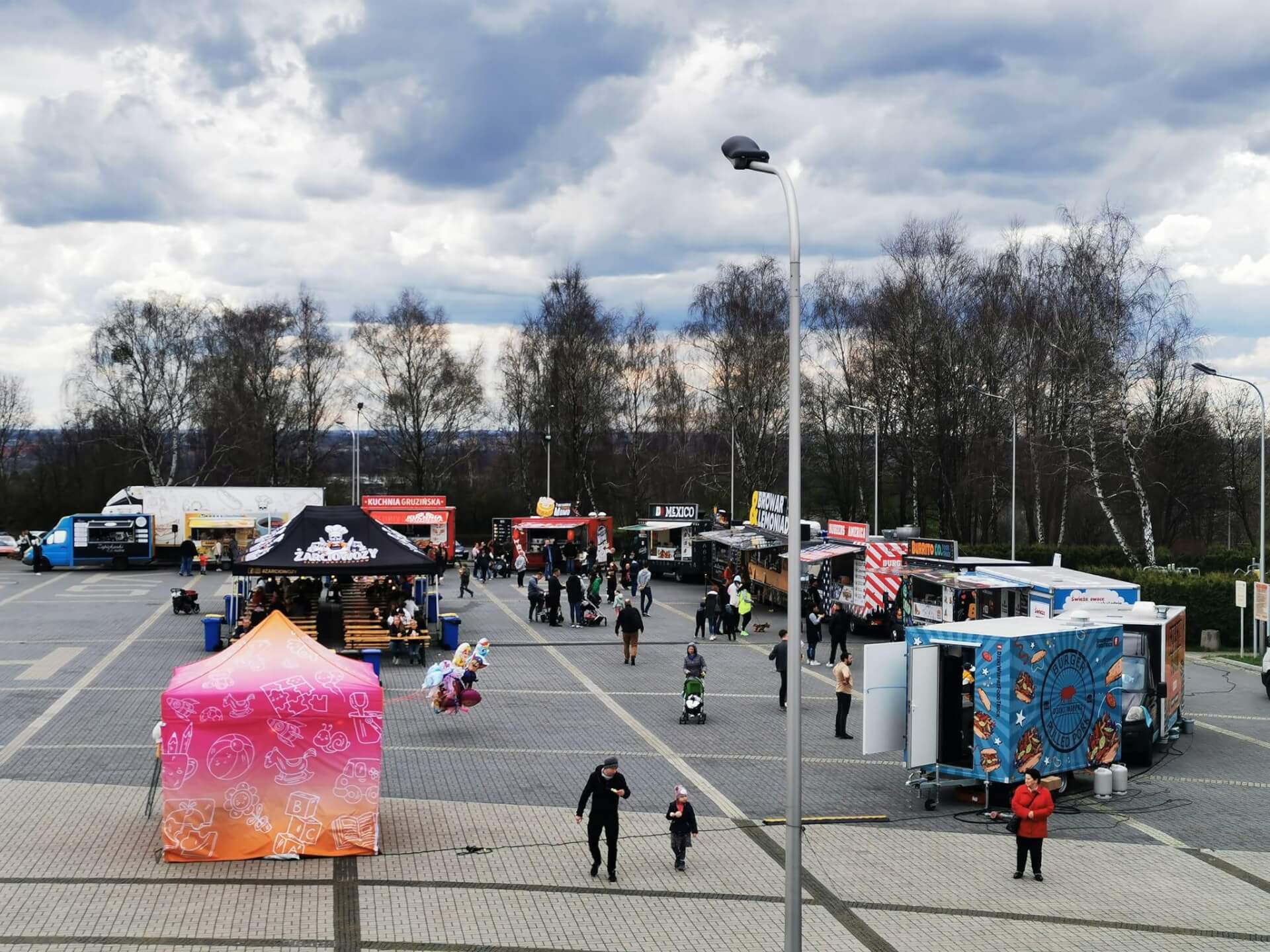 Zlot foodtrucków Piekar