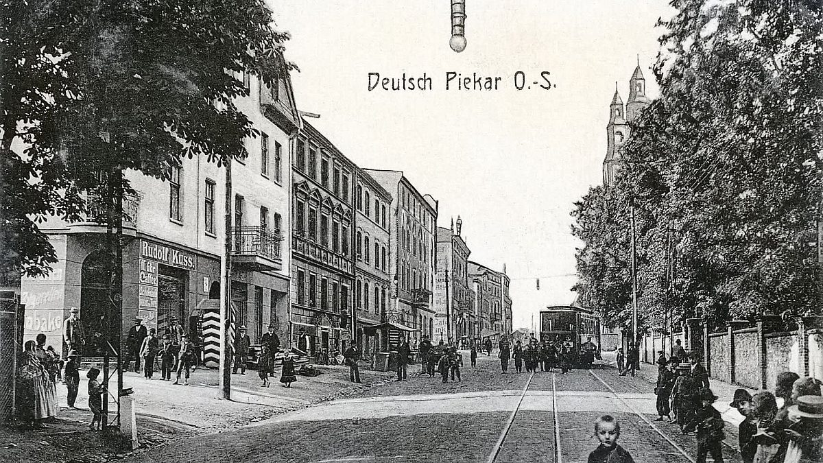 Zdjęcie 3 | Historyczny przystanek autobusowy Piekary Bazylika. To na