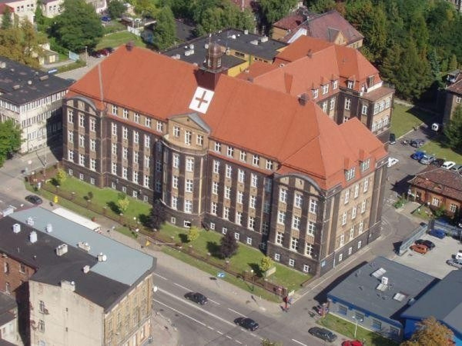 Piekarska urazówka i problemy kadrowe Piekarska urazówka i problemy kadrowe