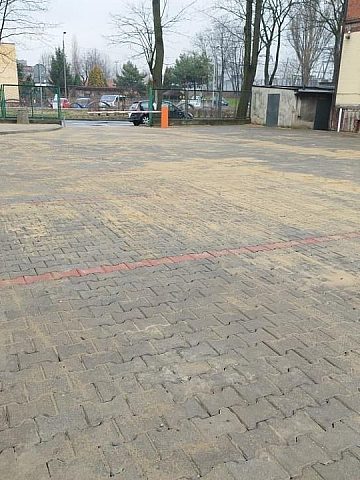 Dziedziniec Piekarskie Centrum Medyczne Dziedziniec Piekarskie Centrum Medyczne
