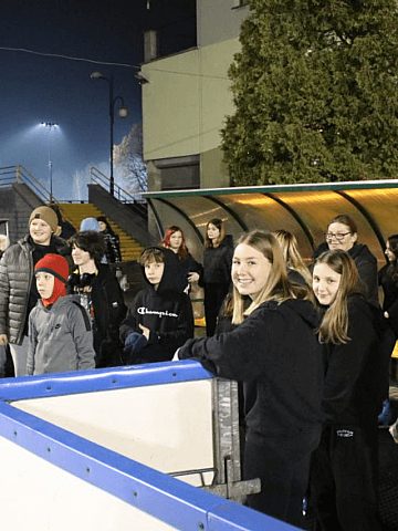 Lodowisko w Piekarach Śląskich Lodowisko w Piekarach Śląskich