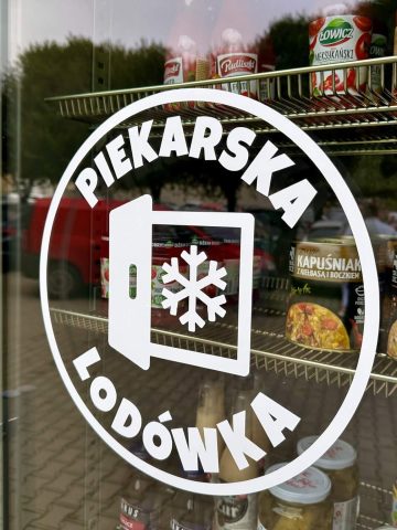 Piekarska lodówka społeczna już czynna Piekarska lodówka społeczna już czynna