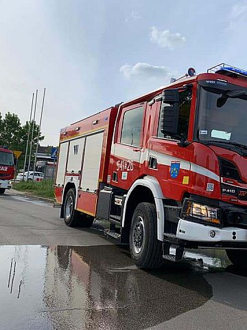 Pożar domu w Piekarach Śląskich 5 Pożar domu w Piekarach Śląskich 5