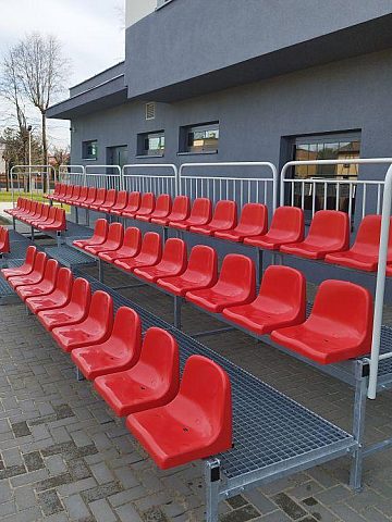 Trybuny stadion DKS Czarni Kozłowa Góra Trybuny stadion DKS Czarni Kozłowa Góra