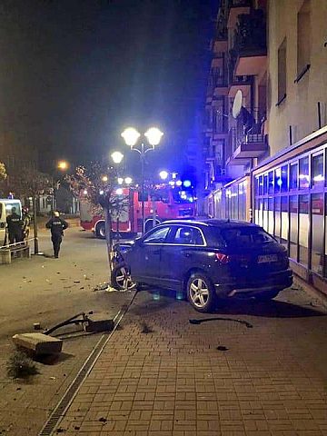 Zderzenie w Kamieniu drzewo Zderzenie w Kamieniu drzewo