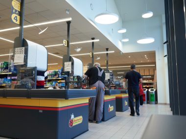 Biedronka przy Bytomskiej jest zamknięta Biedronka kasy 1 1