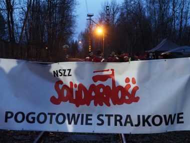 Górnicy zablokowali transporty węgla dla sektora energetycznego Górnicy zablokowali transporty węgla dla sektora energetycznego