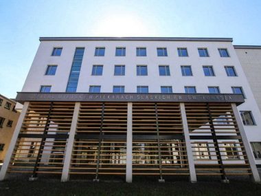 Piekarskie Centrum Medyczne, Piekary Śląskie Piekarskie Centrum Medyczne, Piekary Śląskie