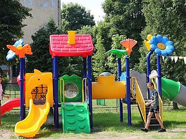 Plac zabaw przy MP13 Plac zabaw przy MP13