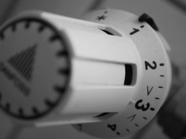 Ciepłownie na skraju bankructwa. „Rachunki muszą wzrosnąć" Kaloryfer