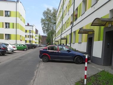Idealne parkowanie w Piekarach1 Idealne parkowanie w Piekarach1