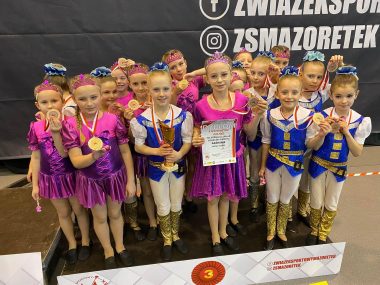 Mażoretki azaria podium Mażoretki azaria podium