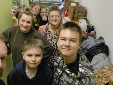 Reportaż o piekarskim punkcie zbiórki darów Reportaż o piekarskim punkcie zbiórki darów