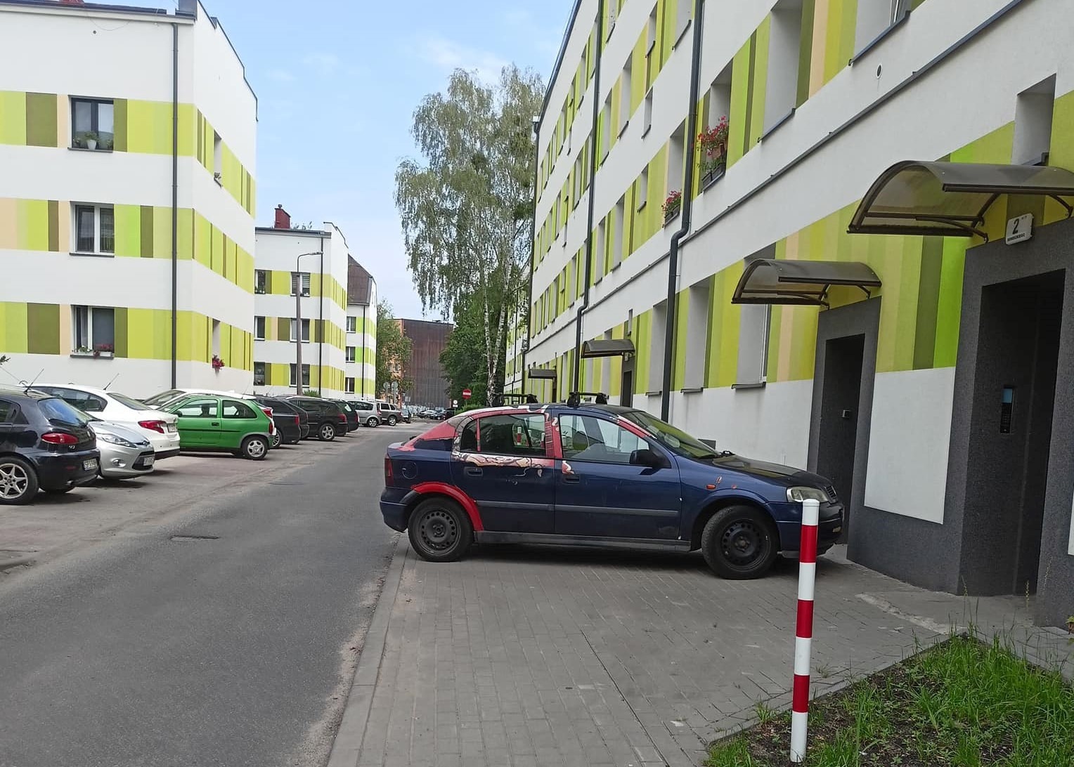 Idealne parkowanie w Piekarach1