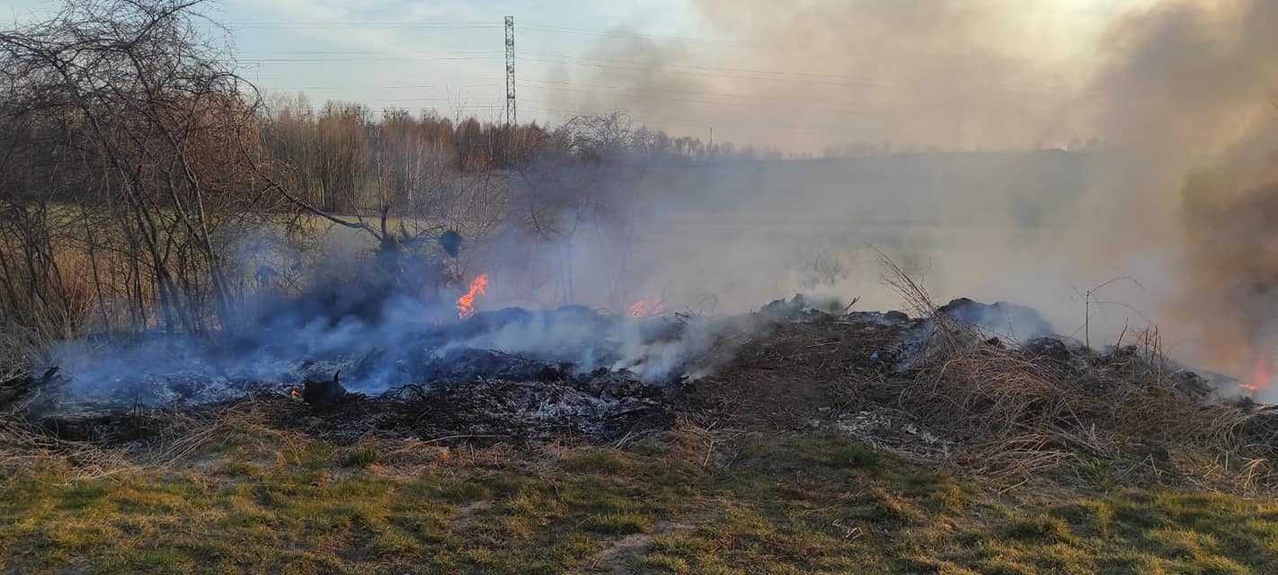 Podpalenie piekary pozar traw