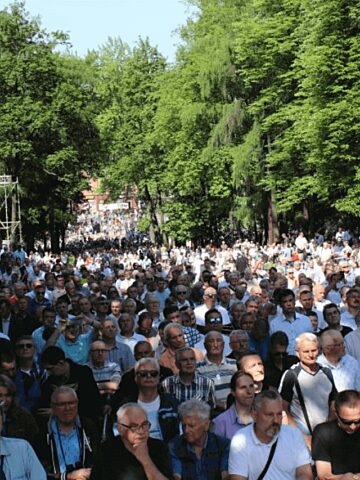 Pielgrzymka mężczyzn do Piekar Śląskich Pielgrzymka mężczyzn do Piekar Śląskich