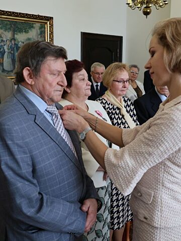 Małżeńskie jubileusze w Piekarach Śląskich Małżeńskie jubileusze w Piekarach Śląskich