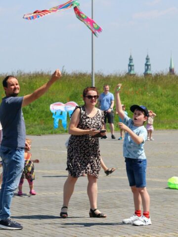 Piknik z latawcem na Kopcu Wyzwolenia Piknik z latawcem na Kopcu Wyzwolenia