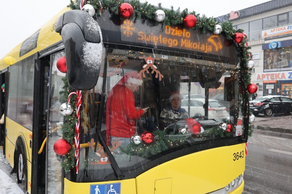 Św. Mikołaj ruszy w trasę świątecznym autobusem