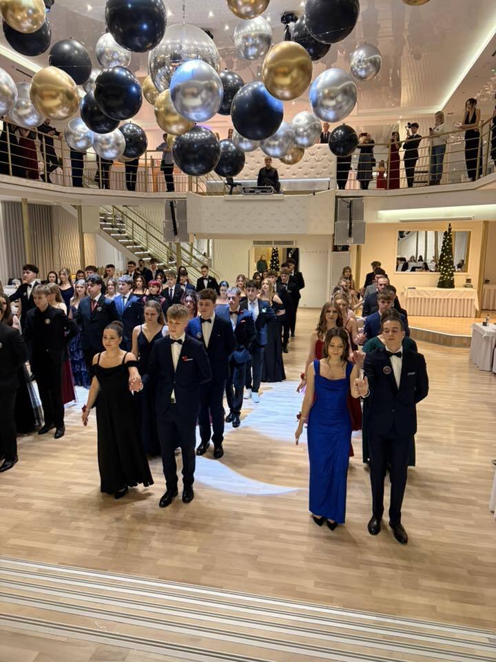 Studniówka w AZS w Piekarach Śląskich 2026