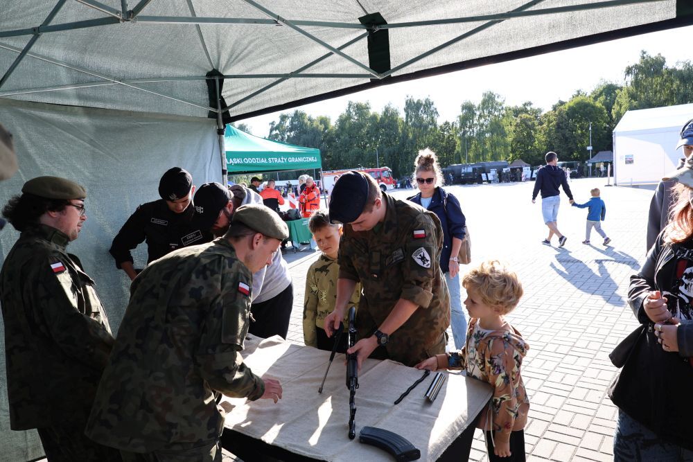 Piknik militarny w Piekarach Śląskich