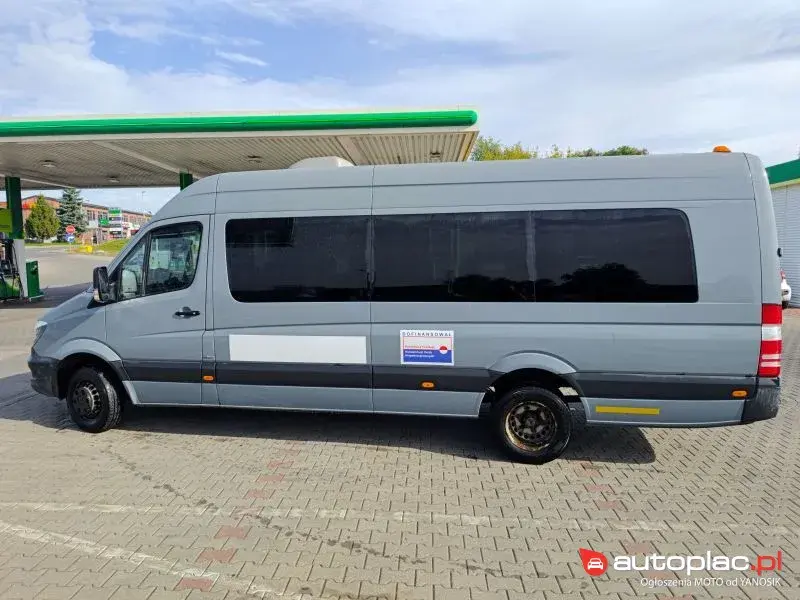 WTZ Piekary Śląskie szukają chętnego na zakup samochodu. "Prawdziwa igła i Ferrari wśród busów"